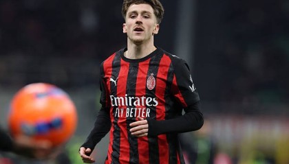 半岛体育-萨勒马科尔斯回归米兰集体训练|米兰内洛|AC米兰|ac米兰|内洛|好消息_新浪体育_新浪新闻