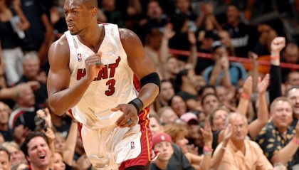 半岛体育APP-🎂真挚的祝福！祝热火名宿“闪电侠”韦德44岁生日快乐！🎂